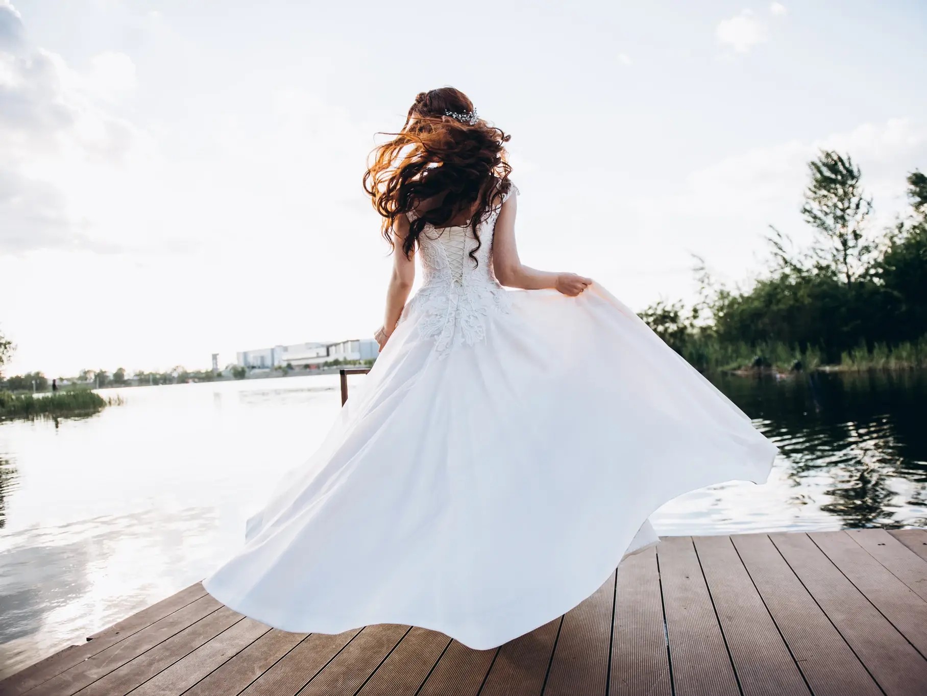 Decoding Bridal Gown Silhouettes: A Comprehensive Guide to Finding Your Ideal Wedding Dress Shape. Mobile Image